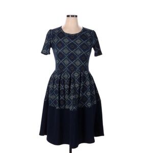 LULAROE size medium navy blue diamond print Amelia dress